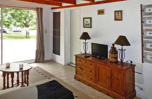 Ceaux Casa | Chalet near Mont St Michel & Nature Trails