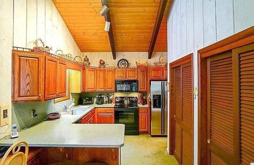 Windham Chalet De Esquí | Chalet nestled right in Windham Mountain's quiet beauty-private access to trails