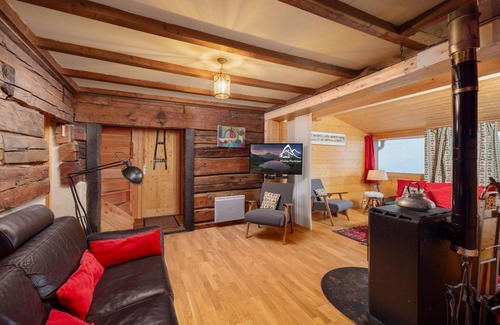 La Tzoumaz Chalet De Esquí | Chalet Nuage Family Friendly Mountain Getaway