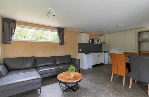 Vessem Chalet De Esquí | Chalet on park with many facilities and pool