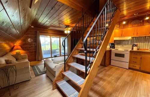 Stevensville Casa | Chalet on the Lake 68 w/ Beach Access, Pools, Sport Courts, Fishing Pond & more!