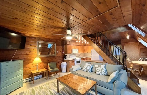 Stevensville Casa | Chalet on the Lake 48 w/ Beach Access, Pools, Sport Courts, Fishing Pond & more!