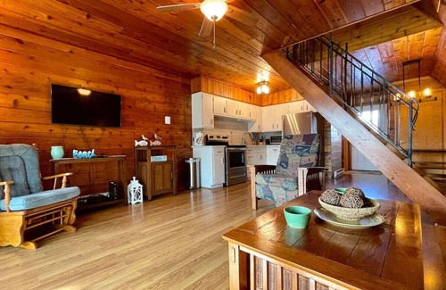 Stevensville Casa | Chalet on the Lake 60 w/ Beach Access, Pools, Sport Courts, Fishing Pond & more!
