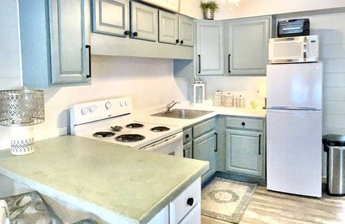 Stevensville Casa | Chalet on the Lake 95 w/ Beach Access, Pools, Sport Courts, Fishing Pond & more!