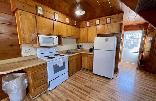 Stevensville Casa | Chalet on the Lake 39 w/ Beach Access, Pools, Sport Courts, Fishing Pond & more!