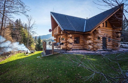 Horna Lehota Chalet De Esquí | Chalet Ondrej Tale-Chopok-BBQ-Fire pit-Kids playground-Views