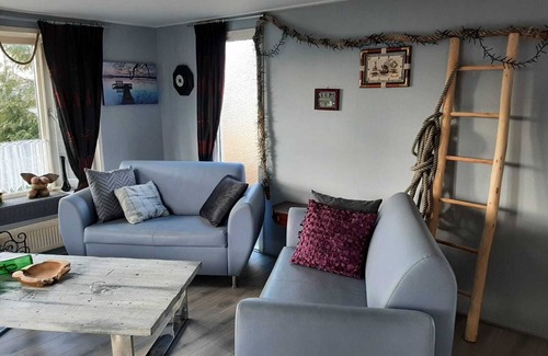 Ryptsjerk Chalet De Esquí | Chalet op de Kleine Wielen 5 Minuten van Aquazoo en Strand