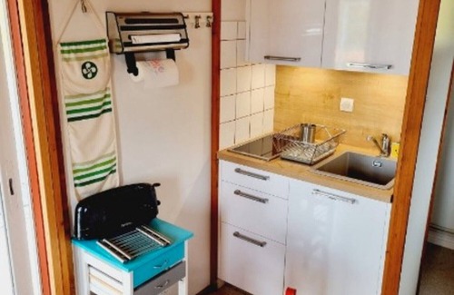 Hasparren Chalet De Esquí | Chalet 'Ortalon - Hasparren' with Shared Pool, Wi-Fi, and Air Conditioning