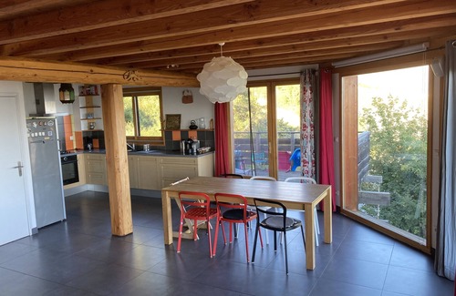 Saint-Apollinaire Chalet De Esquí | CHALET BIOCLIMÁTICO CON ESPLENDIDA VISTA AL LAGO DE SERRE PONCON