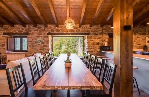 San Pedro del Romeral Chalet De Esquí | Chalet 'Pasiega El Ojal' con vistas a la montaña, terraza privada y Wi-Fi