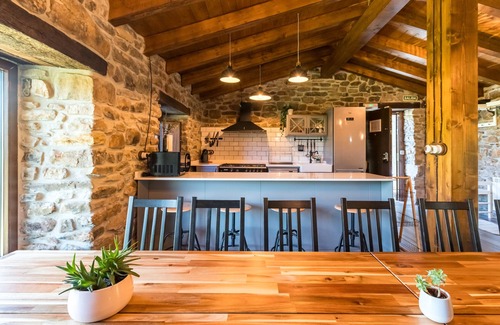 San Pedro del Romeral Chalet De Esquí | Chalet 'Pasiega El Ojal' con vistas a la montaña, terraza privada y Wi-Fi