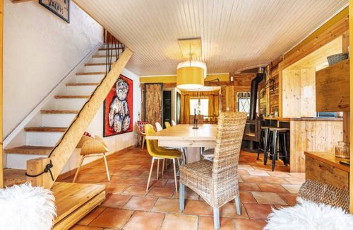 Formigueres Casa | 300 m² Casa ∙ 5 habitaciones ∙ 2 personas