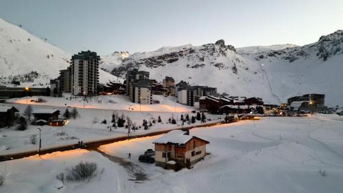 Val Claret Chalet De Esquí | Chalet Reymond Pre du lac