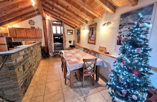 Valfrejus Chalet De Esquí | Chalet Rianne - Chalets for 8 People