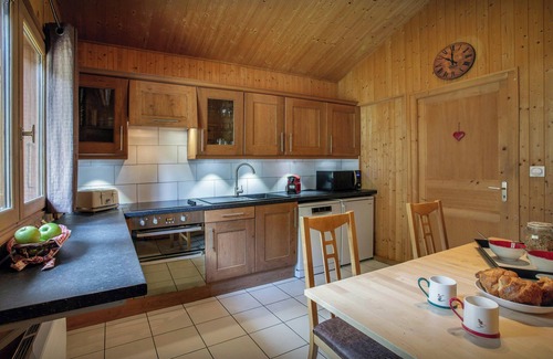 La Chapelle-d'Abondance Chalet De Esquí | Chalet Rochamour - mountain holiday for 14 with spa - OVO Network