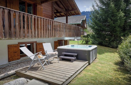 La Chapelle-d'Abondance Chalet De Esquí | Chalet Rochamour - mountain holiday for 14 with spa - OVO Network