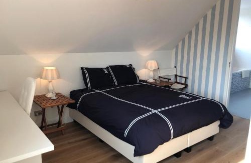 Broek Cama Y Desayuno | Chalet Royal