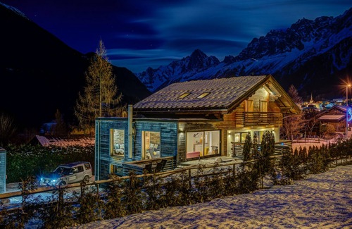 Les Houches Chalet De Esquí | Propiedad de lujo de 7 dormitorios en la pista (para 12-20)