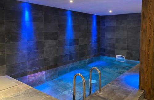 Champagny-en-Vanoise Chalet De Esquí | Chalet Saint Maurice - piscine privée & jacuzzi