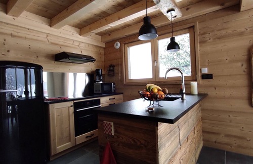 Le Petit-Bornand-les-Glieres Chalet De Esquí | Chalet Savoyard Neuf, 8 Personnes, Tout Confort au Milieu des Montagnes