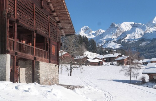 Le Grand-Bornand Chalet De Esquí | CHALET SAVOYARD CON VISTA MAGNÍFICA