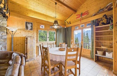 La Rosiere Chalet De Esquí | Chalet Savoyard pour 18 pers, proche pistes et commerces, cheminée, balcon, navette gratuite - FR-1-398-582