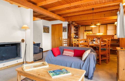 Val d'Illiez Casa | Chalet Seravalle by Interhome