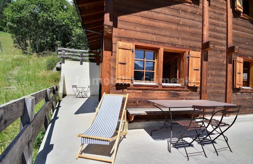 Grimentz Chalet De Esquí | Chalet ski in - ski out on 3 levels for 8 people, living room with wood-burner, kitchen area with di