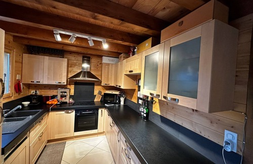 Taninges Chalet De Esquí | Chalet sleeps 8