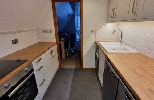 Great Mongeham Cabina | Chalet-sleeps6-parking-garden-pool
