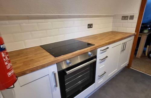 Great Mongeham Cabina | Chalet-sleeps6-parking-garden-pool