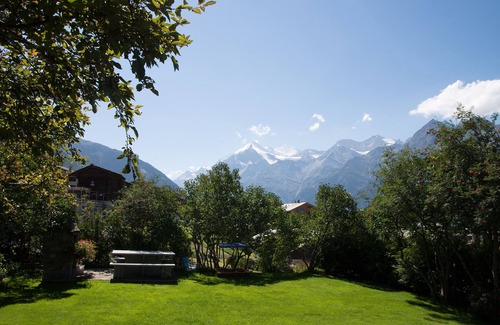 Graechen Apartamento | Chalet Soldanella vacation apartment ground floor south west 4*S