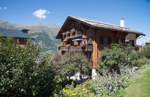 Graechen Apartamento | Chalet Soldanella vacation apartment 2nd floor south east 4*S