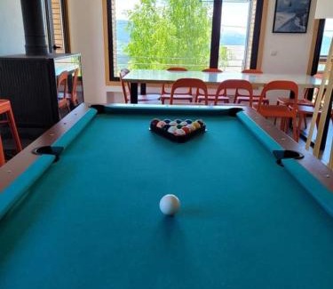 Superbolquere Chalet De Esquí | Chalet Spa Fora Pista