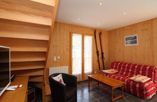Mont-Dore Chalet De Esquí | Chalet spacieux avec terrasse, Wi-Fi et parking - FR-1-608-15