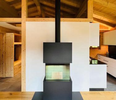 Blausee Apartamento | Chalet Spatz Loft Kandersteg Oeschinen Lake