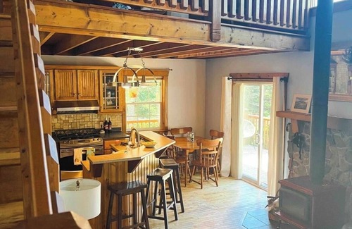 Bayview Casa | Chalet style by the Sea 7 mins to National Park Beaches