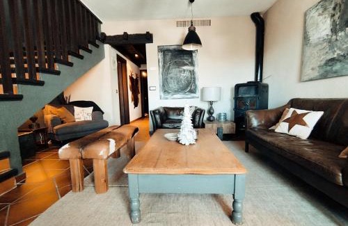 Pradollano Chalet De Esquí | Chalet Sueño Nevado Deluxe by SURYNIEVE