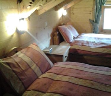 Morgins Cama Y Desayuno | Chalet Suisse Bed and Breakfast