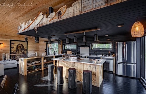 La Malbaie Cabina | Chalet Tipee, Spa, Sauna, Billard et vue sur la Forêt
