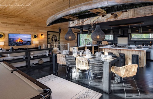 La Malbaie Cabina | Chalet Tipee, Spa, Sauna, Billard et vue sur la Forêt