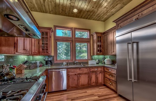 Sugar Bowl Resort Casa | Chalet Town Home 09