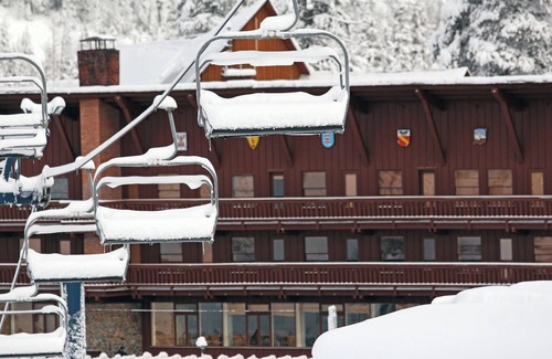 Sugar Bowl Resort Casa | Chalet Town Home - Beautiful Townhome nestled in the California's Sierra