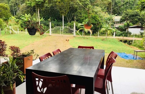 Elias Chalet De Esquí | CABAÑA TIPO CHALET