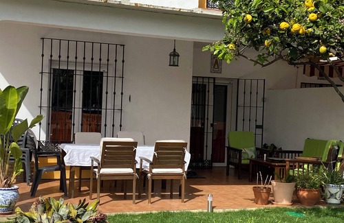 Mazagón Chalet De Esquí | Chalet. Un pequeño tesoro en la Costa de la Luz.