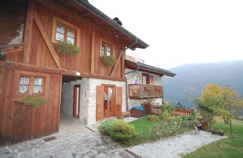Sant'Antonio di Mavignola Apartamento | Chalet Valentina