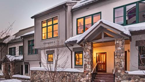 Highlands Townhomes Casa | Chalet Verve
