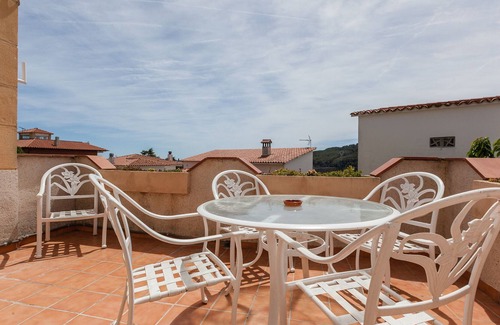 Santa Maria de l'Avall Chalet De Esquí | Chalet 'Villa Vacaciones' con piscina privada, Wi-Fi y aire acondicionado