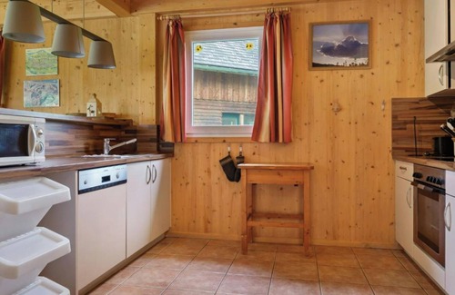 Sankt Georgen am Kreischberg Chalet De Esquí | Beautiful wooden chalet near ski area with sauna