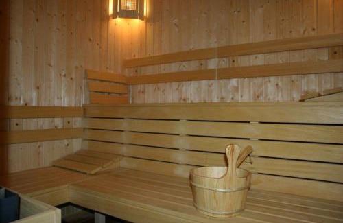 Old Town Casa | Chalet White Fang